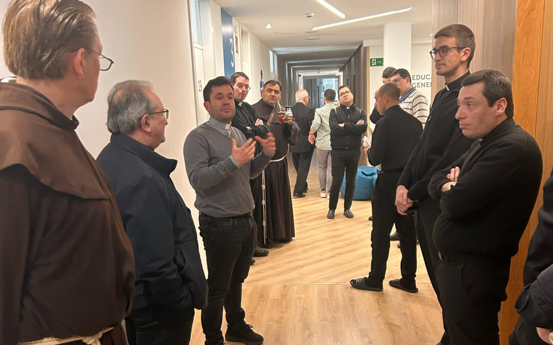 Encuentro con el clero joven