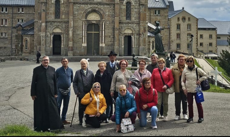 Peregrinación de Cea a los santuarios de Lourdes y Nuestra Señora de la Saleta
