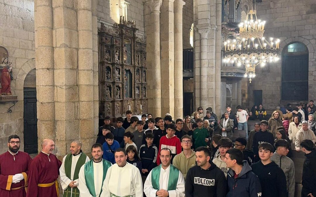 El Seminario Menor celebra el magosto en Xunqueira de Ambía