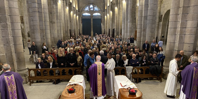 Misa exequial en la Catedral