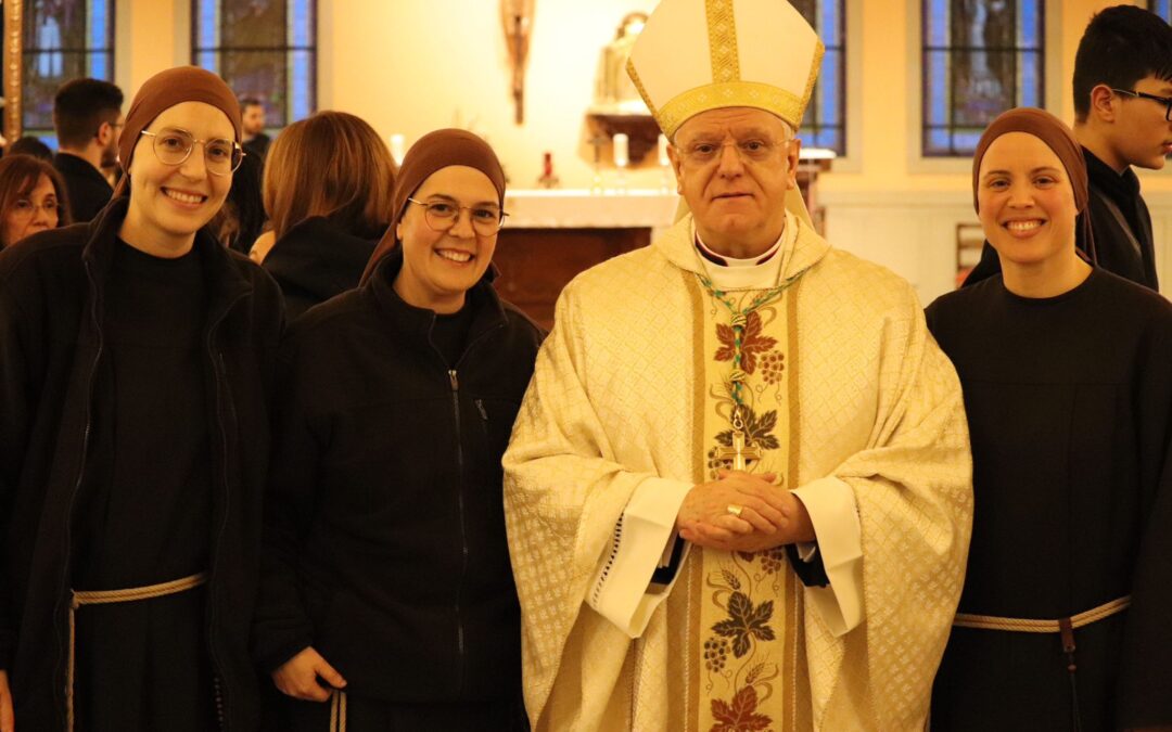 Conectando con Dios a través de la música con las Hermanas Pobres