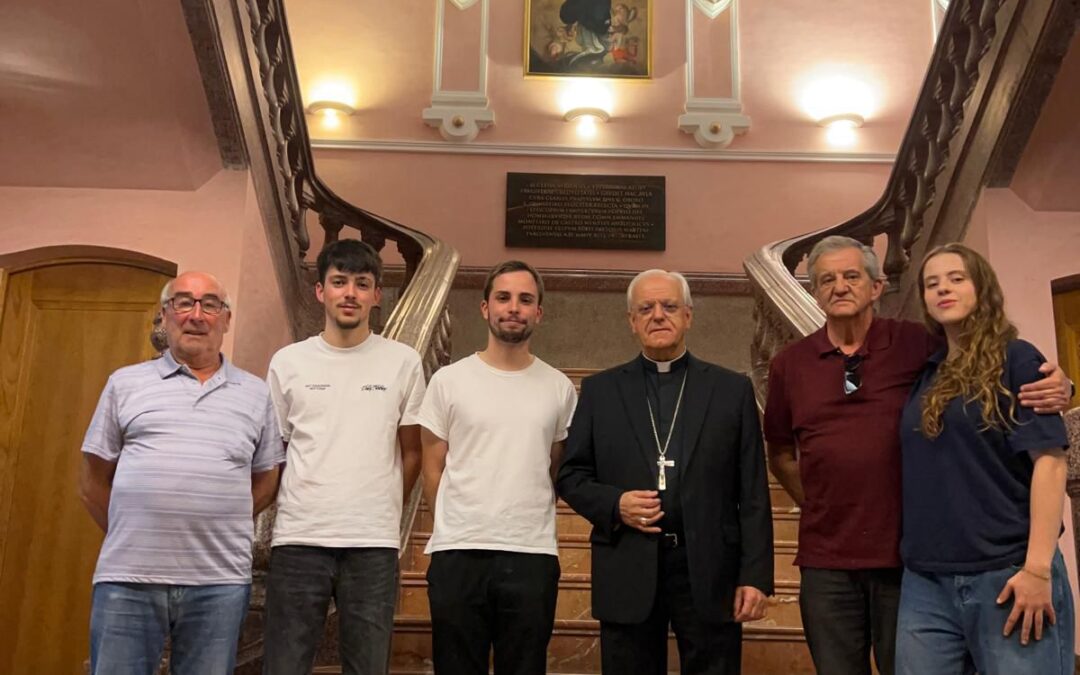 Asociación Xuvenil Adolfo Enríquez y Vecinos de Vilanova dos Infantes