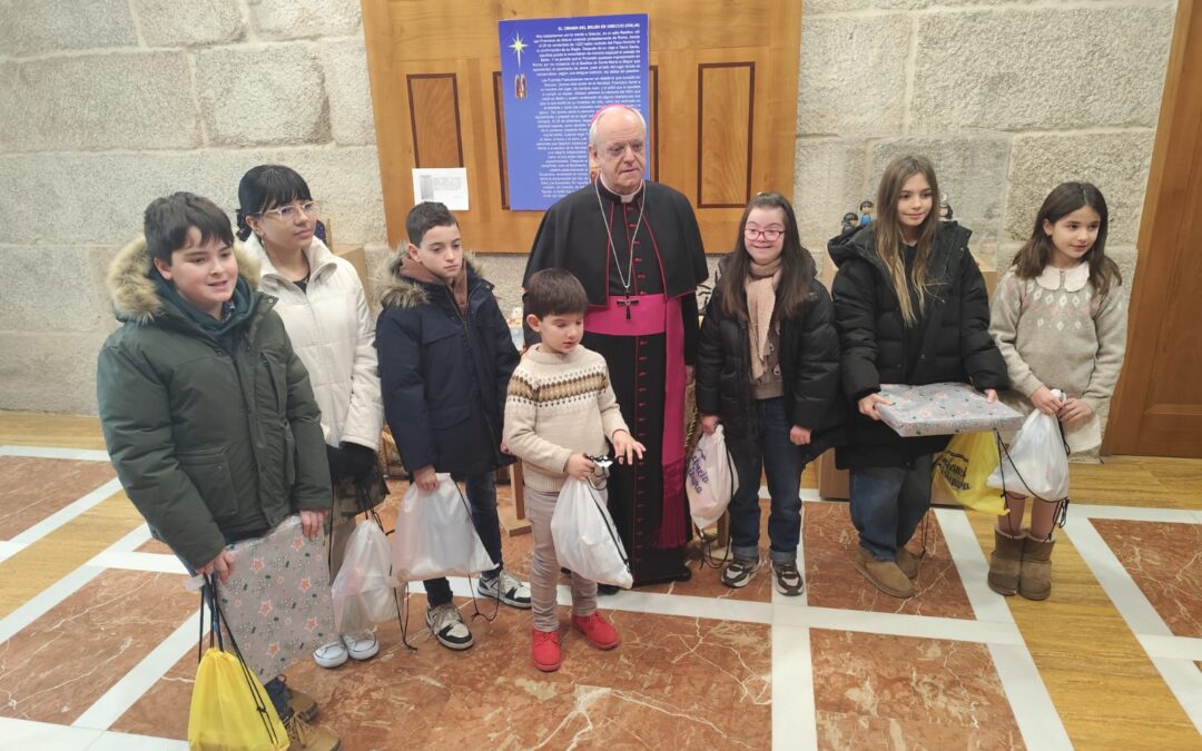 Entrega de premios de los concursos infantiles de dibujo y de belenes familiares