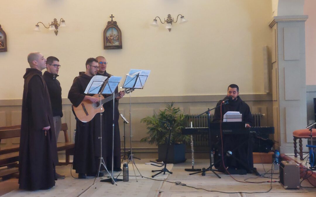 Conectando con Dios a través de la música con los Carmelitas Contemplativos